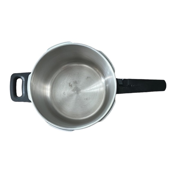 Fagor Stainless Steel 7 Liter Pressure Cooker Pot ONLY-No Pressure Top 918060037 - Picture 4 of 8